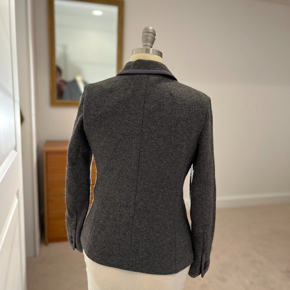 Banana Republic Grey Wool Knit Blazer Size 4 Italian Fabric - Picture 4 of 13